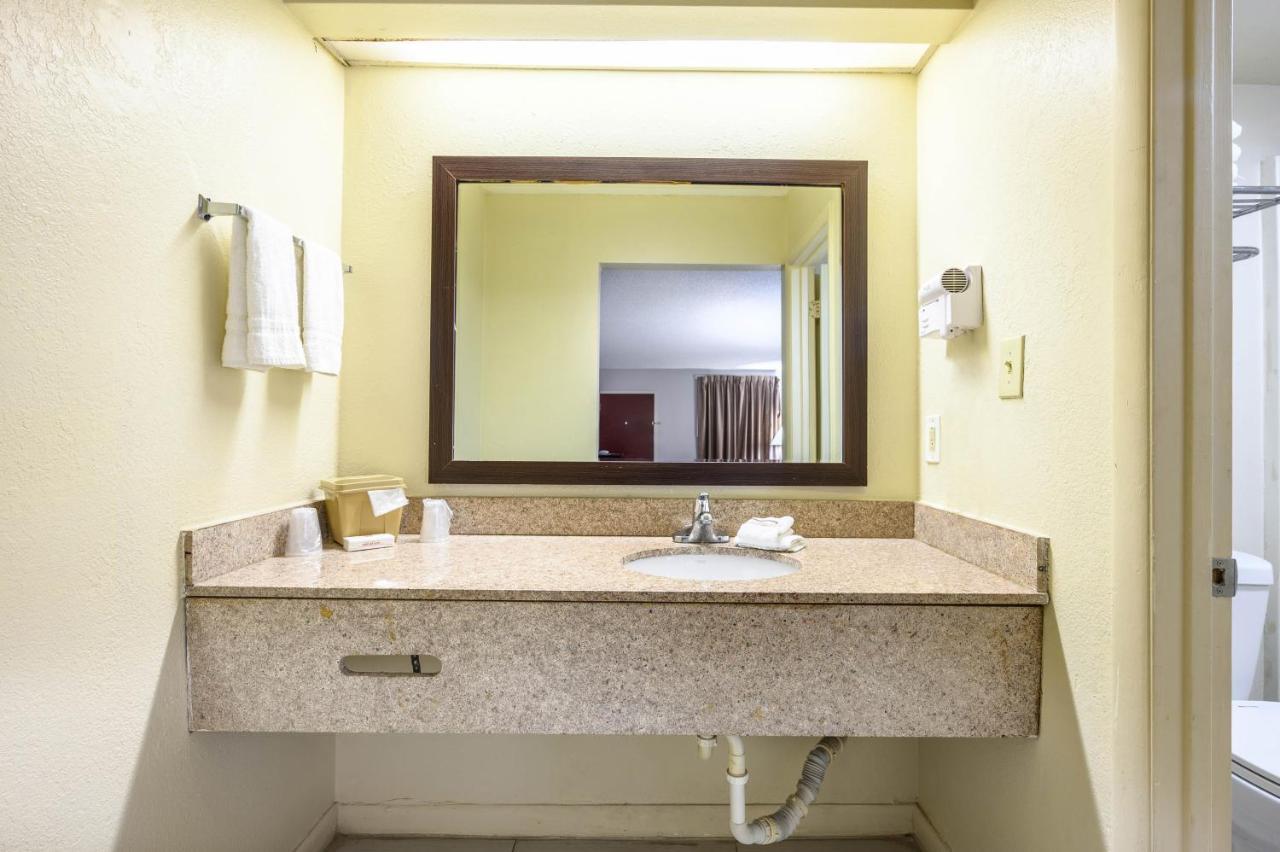 Red Roof Inn Sylacauga Extérieur photo